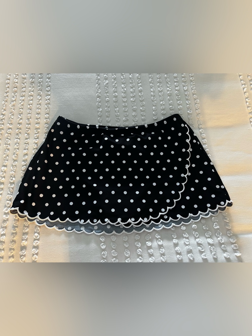 Maiden Black Polkadot Swim Skirt Size Medium Never Worn Tags Removed